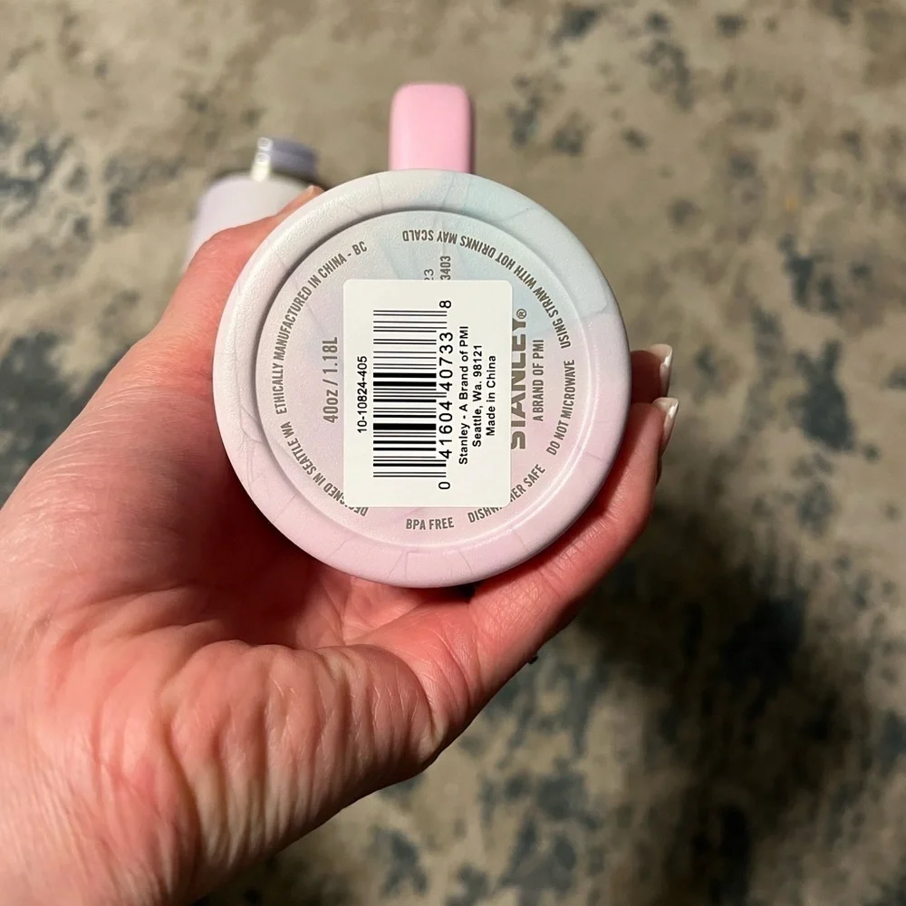 NEW Stanley 40ozStainless Steel H2.0 Flowstate Quencher Tumbler Watercol… - Picture 3 of 5